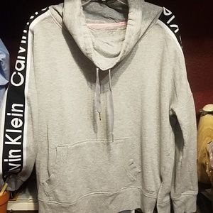 Calvin Klein Sweater (Large)